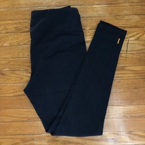 Lucy Perfect Core Black Leggings - Large
